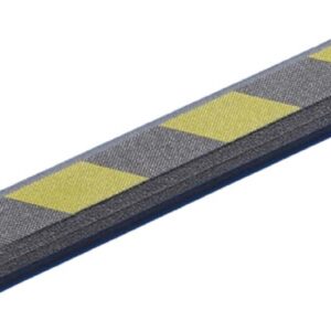 Schutzleiste freigestellt auf weissem Hintergrund